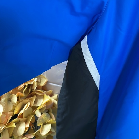 Bobby Jones Qtr zip Golf wind jacket New w/o tags. SZ Large - Picture 4 of 6